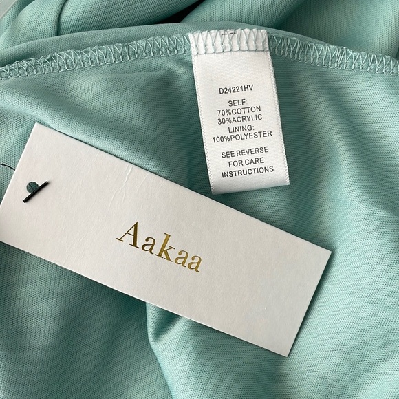 NWT Aakaa Women’s Blue Floral Lace Overlay Dress with Back Zipper - Size Medium - Picture 4 of 6